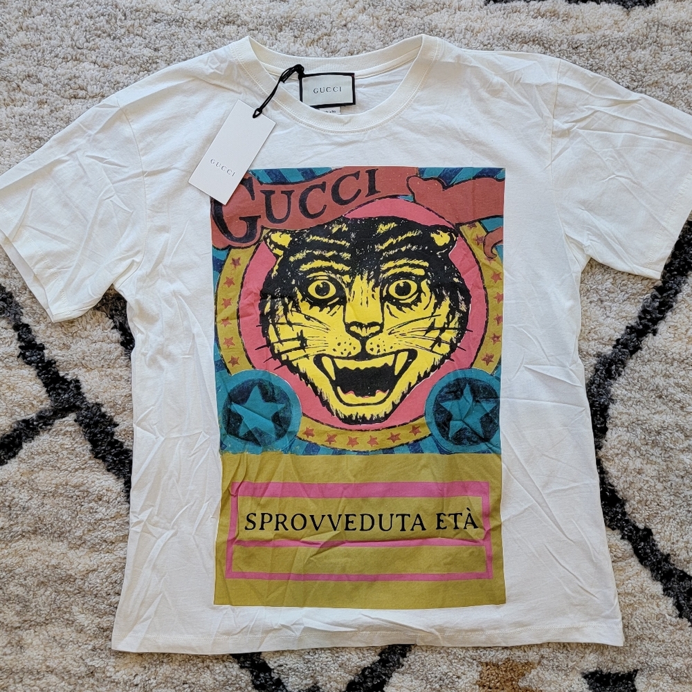 NWT Gucci tiger t-shirt